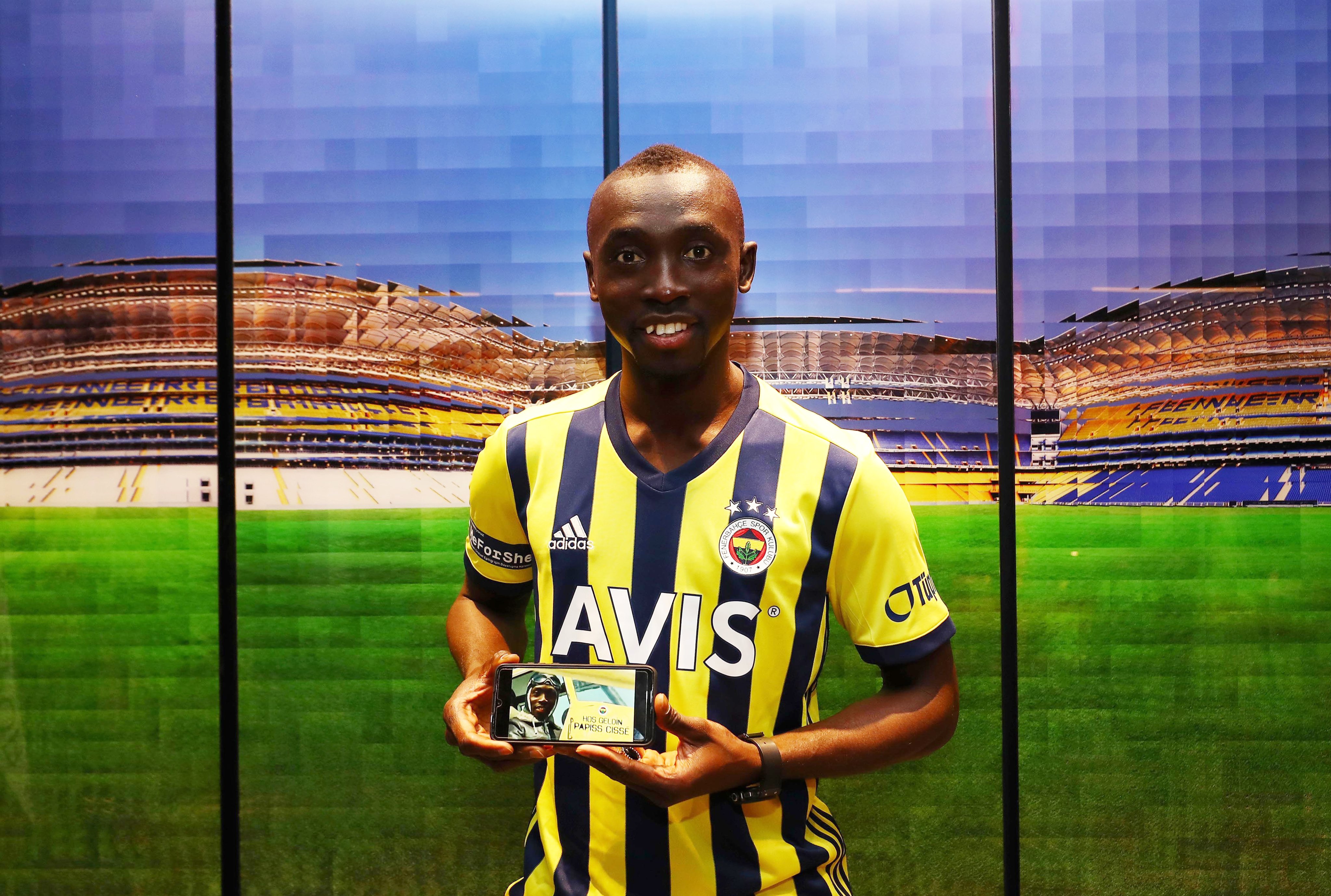 Fenerbahçe Cisse'yi Vecihi ile duyurdu
