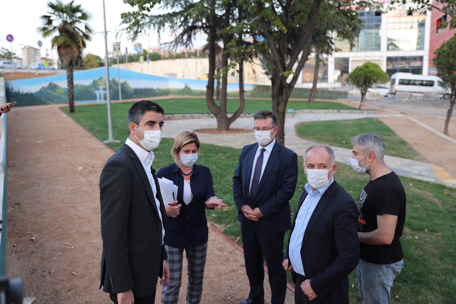 Kartal Belediye Başkanı Gökhan Yüksel, yeni park alanlarını inceledi