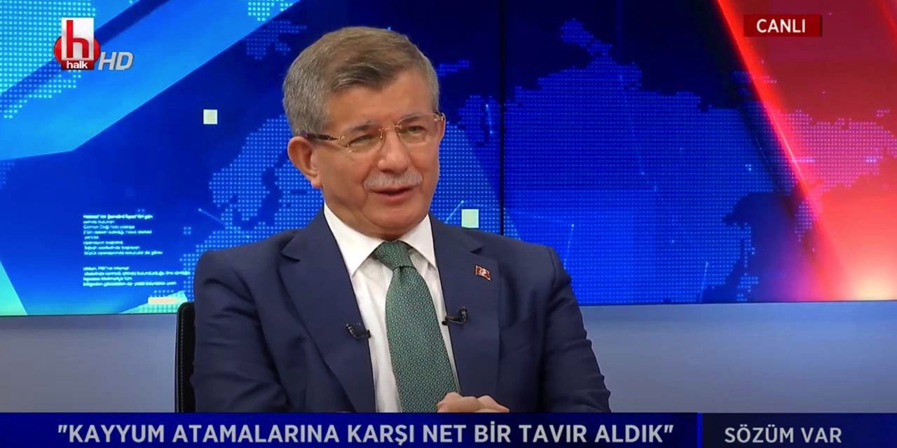Ahmet Davutoğlu: Erdoğan Bahçeli'ye kendini esir ettirdi