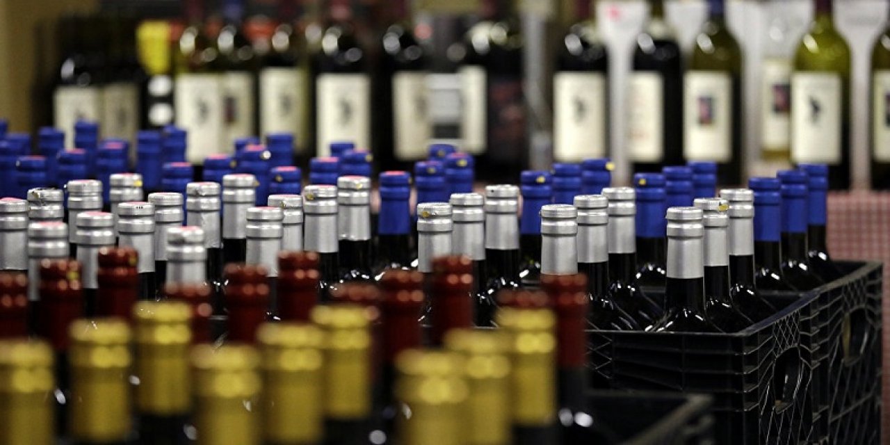 Alkollü içkilerde vergi artış oranı yüzde 443: Fazla vergi insanı öldürüyor