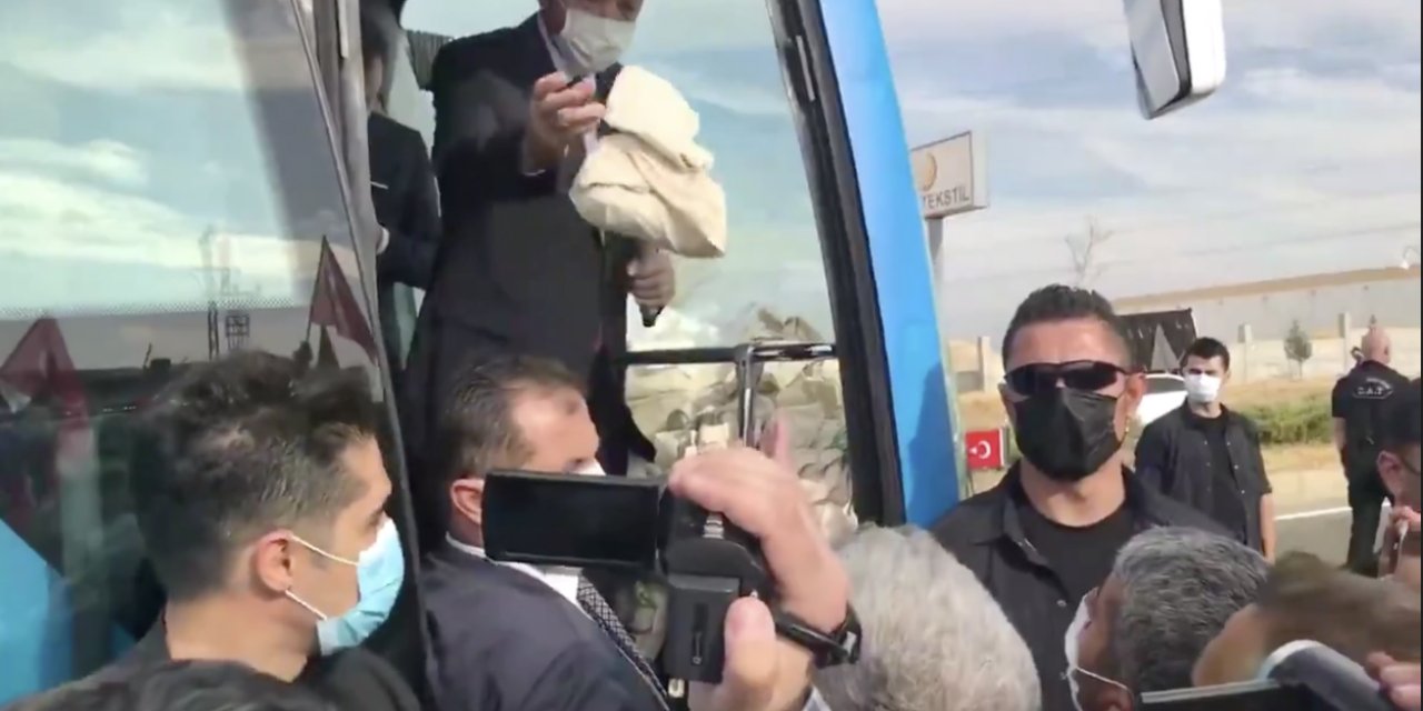 Erdoğan’dan ‘Evimize ekmek götüremiyoruz’ diyen vatandaşa: Al keyif çayı iç