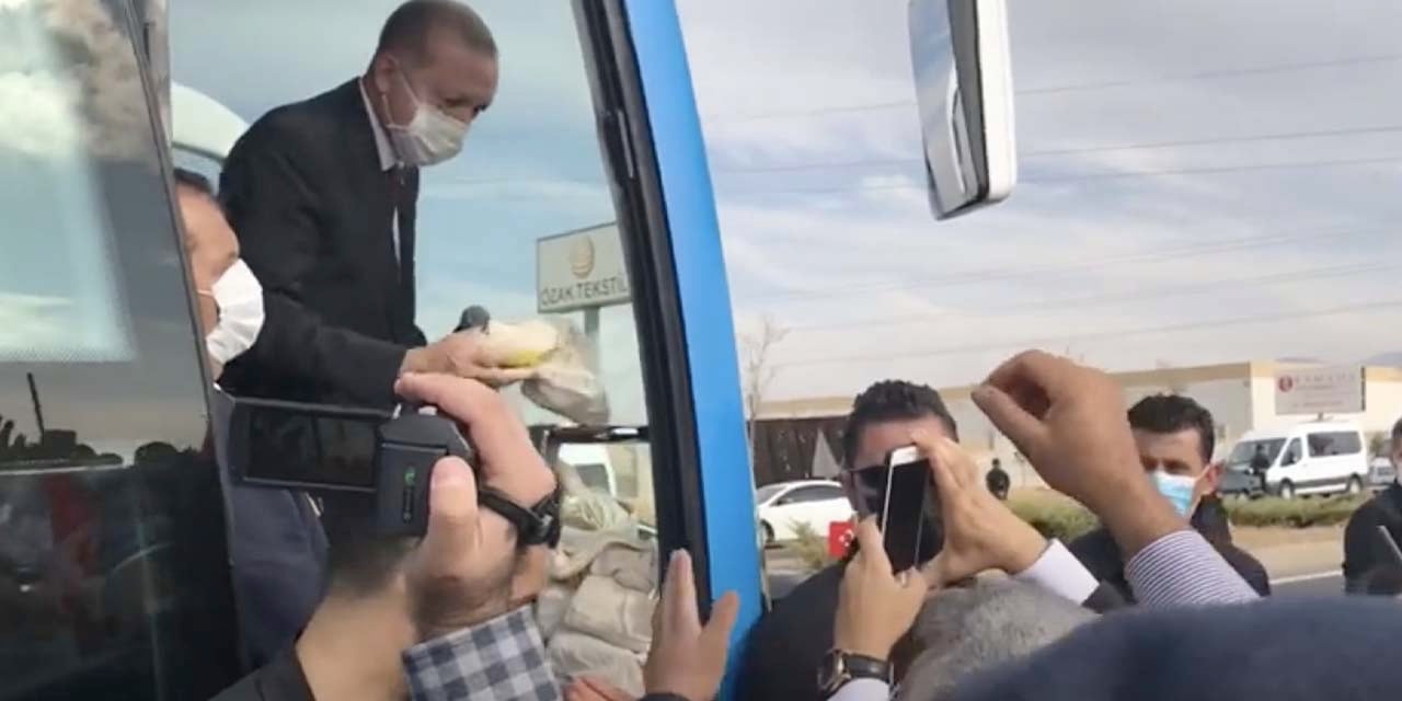 Erdoğan ile esnaf arasındaki 'ekmek kavgası'nda yeni gelişme: İşte videonun tam hâli!