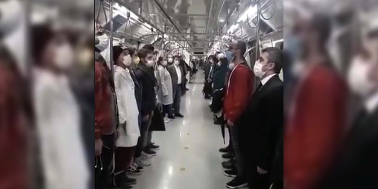 Metroda İstiklal Marşı okundu