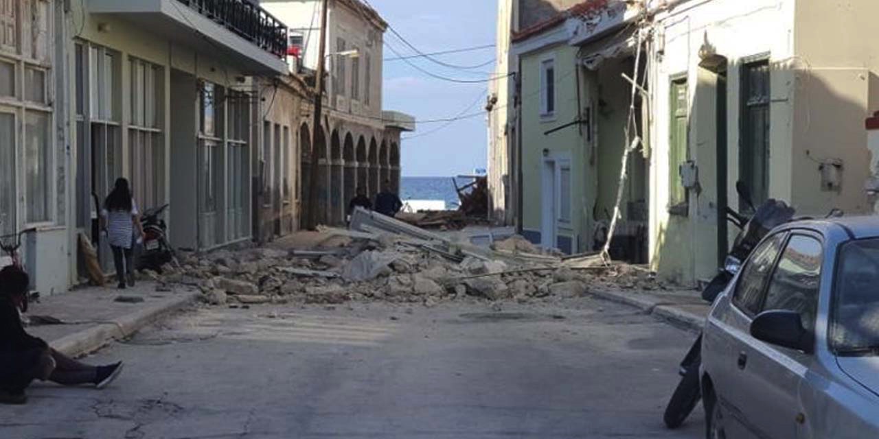Yunanistan'da tsunami meydana geldi - VİDEO