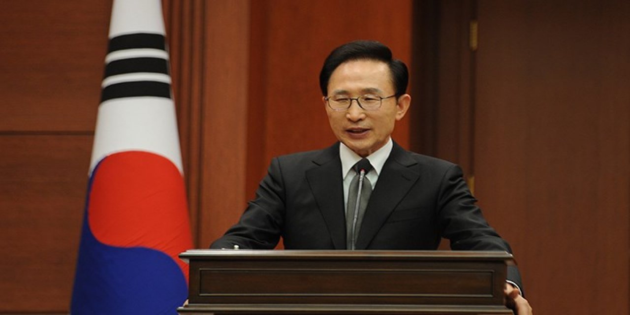 Güney Kore'de eski Devlet Başkanı hapse girdi