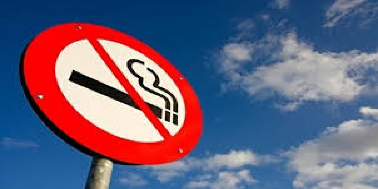 Bir ilde sokakta sigara içmek yasaklandı