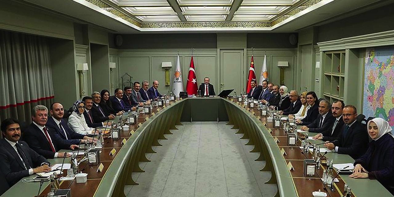 AKP MYK'sı toplanıyor