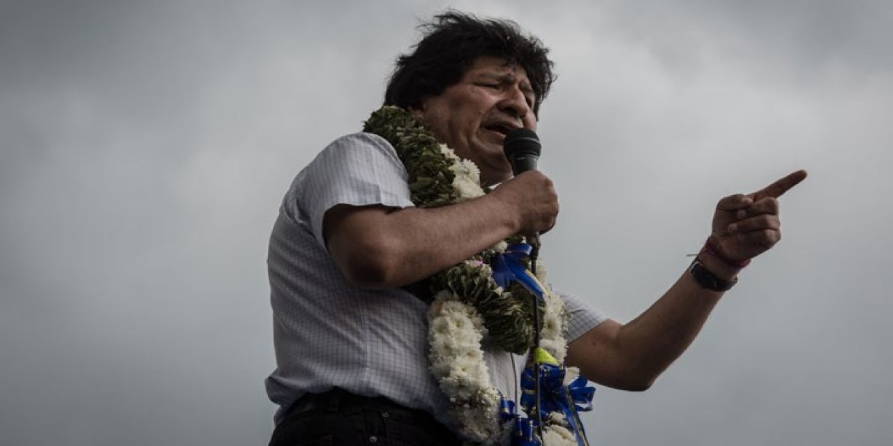 Morales yeniden Bolivya'da: Bolivya'nın ve dünyanın sağcıları bilsin, 'barbarlar' geri döndü!