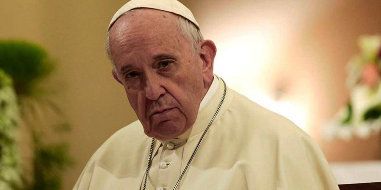 'Vatikan, Papa'nın Instagram'dan bir modelin fotoğrafının beğenilmesiyle ilgili soruşturma başlattı'