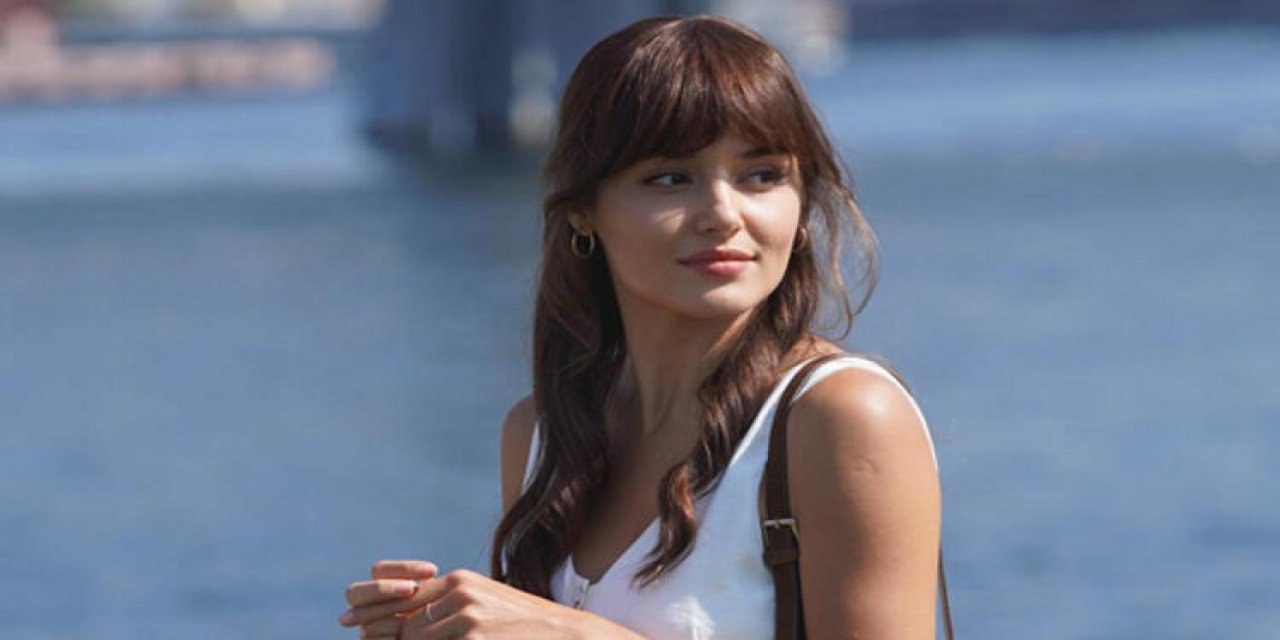 Hande Erçel kimdir, kaç yaşında, nereli? Hande Erçel O Ses Türkiye yılbaşı özel programına damga vurdu