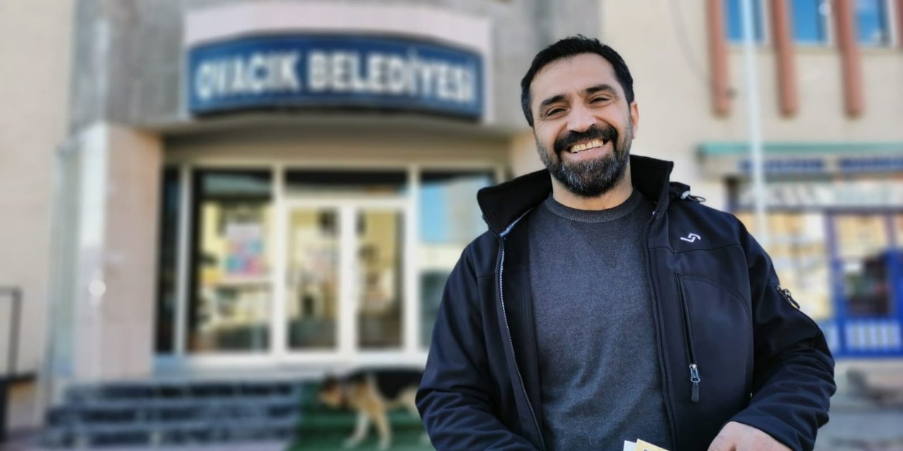 Ovacık Belediye Başkanı Sarıgül, makam aracını sokak hayvanları için sattı