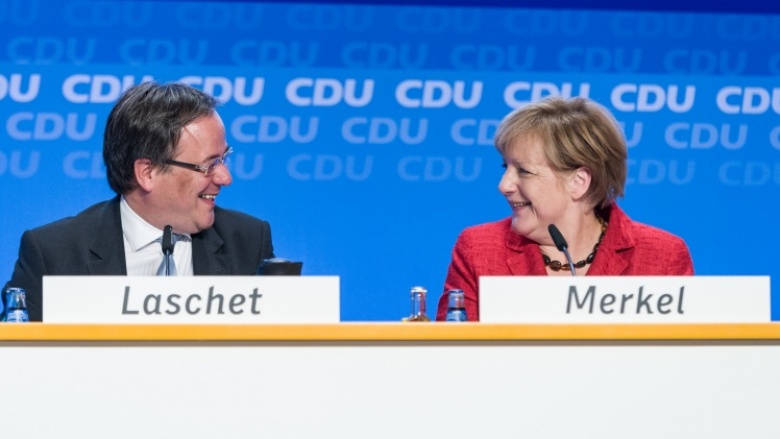 Merkel'in partisi CDU yeni liderini seçti!