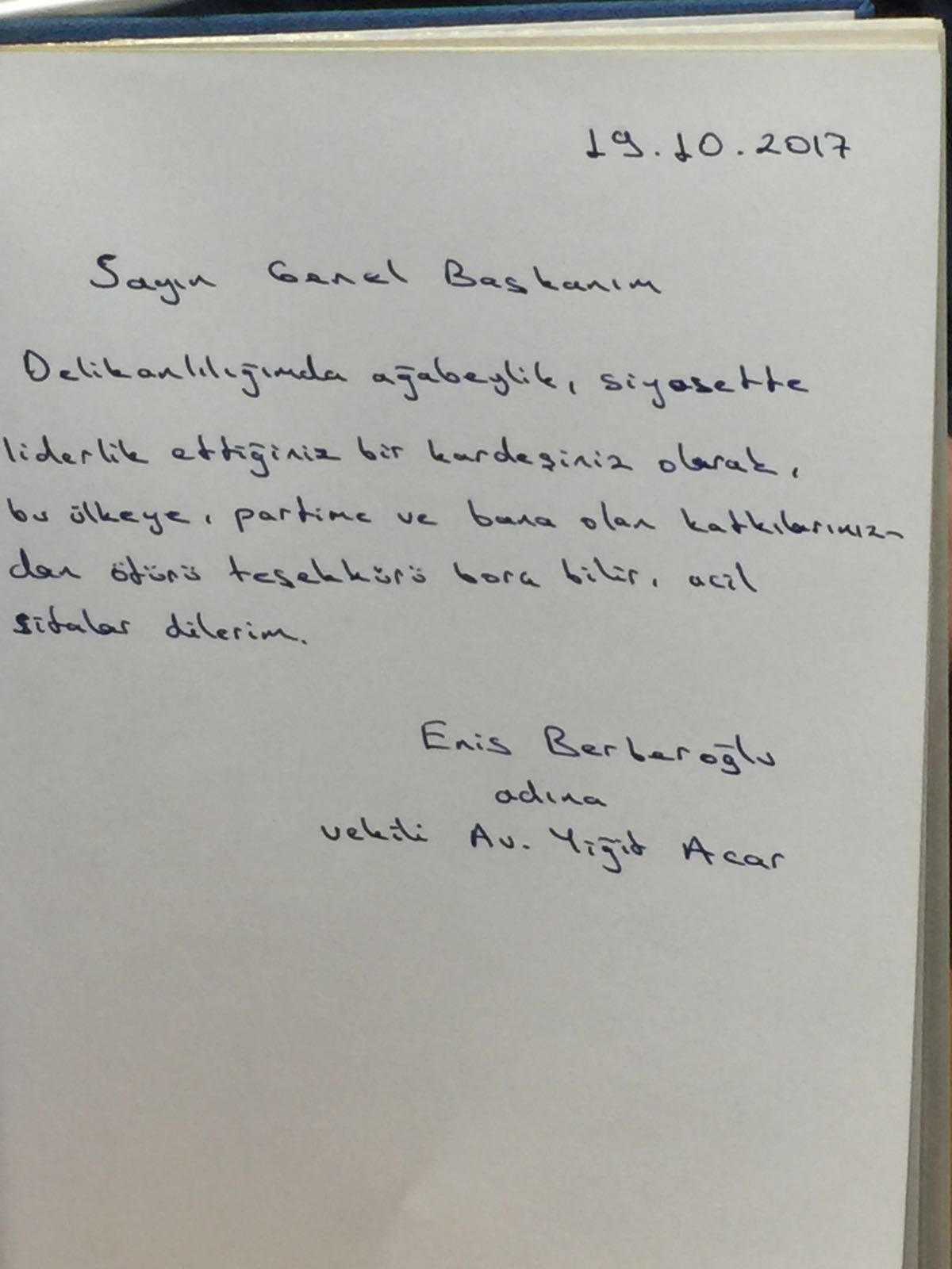 Enis Berberoğlu'ndan Deniz Baykal'a duygulandıran geçmiş olsun mesajı