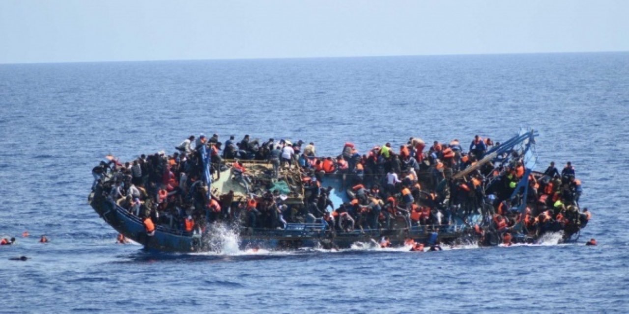 Göçmen teknesi battı: En az 43 kişi hayatını kaybetti