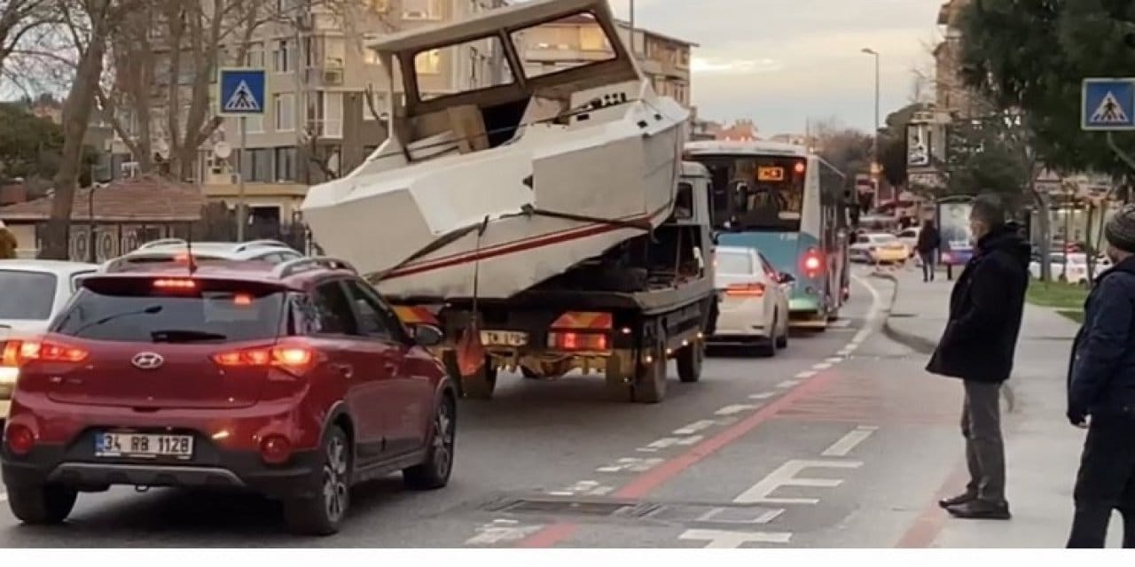 Üsküdar’da ilginç görüntü
