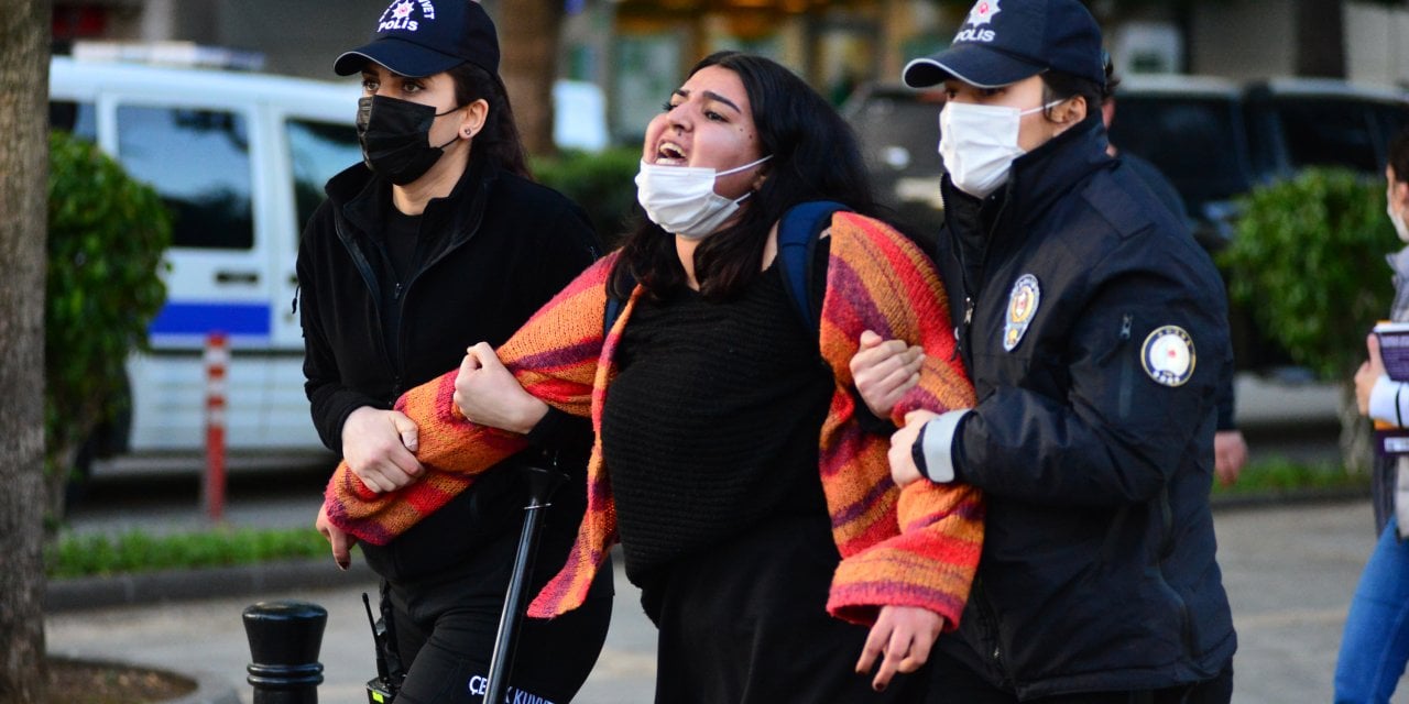 Adana'da Boğaziçi Üniversitesi protestosu