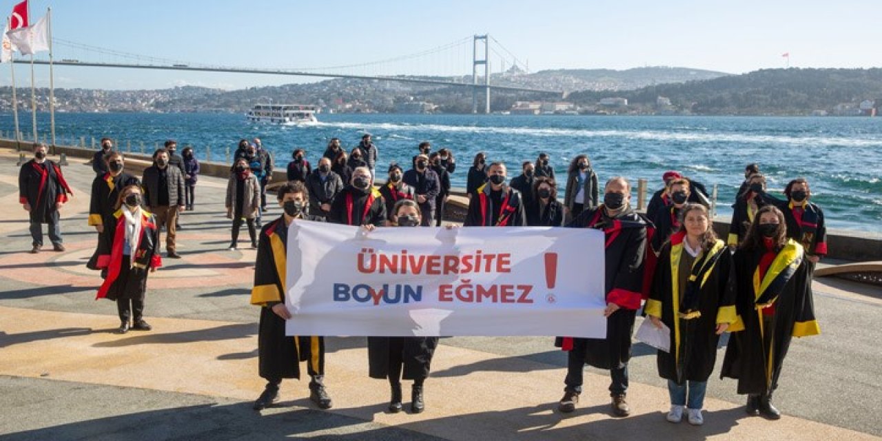 Galatasaray Üniversitesi akademisyenleri: Üniversitelerimizi savunmaktan vazgeçmeyeceğiz