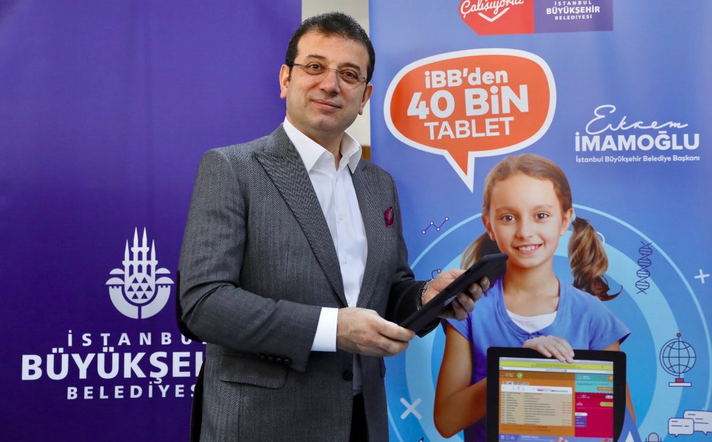 Dağıtıma başlandı: İBB'den öğrencilere 40 bin tablet