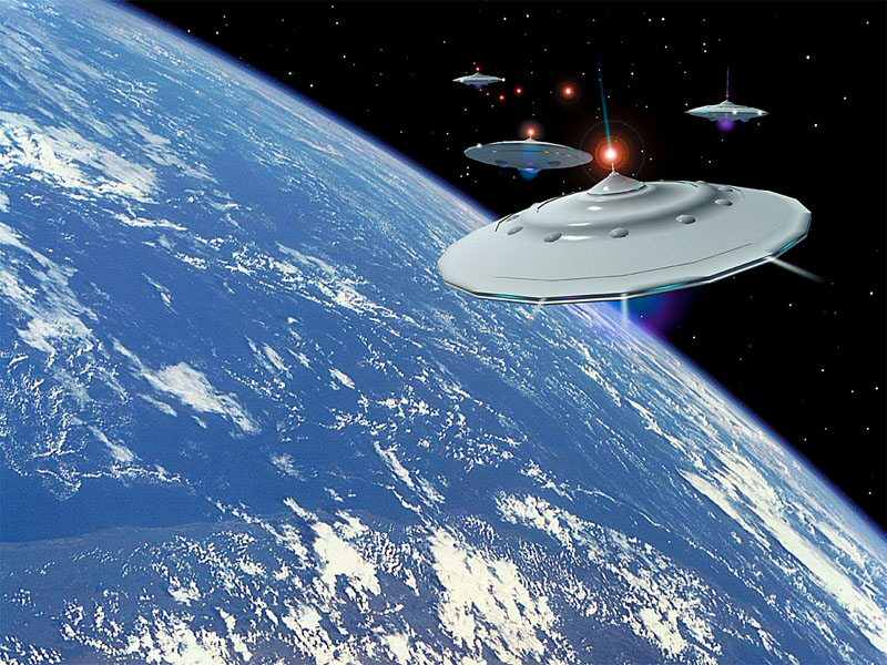 Daniken'den çok konuşulacak iddia: Uzaylılar yeniden gelecek