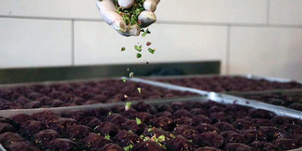 'Mor baklava' üretildi