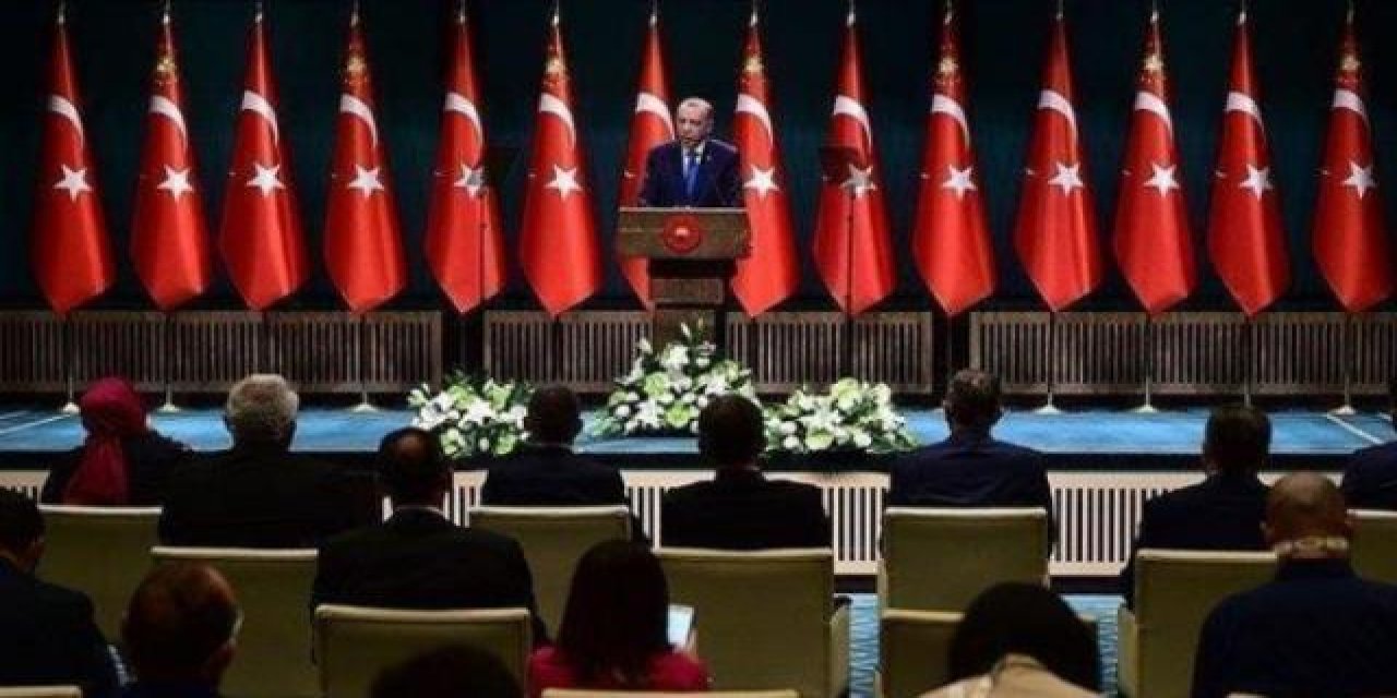 "Erdoğan parti yönetiminde ve kabinede değişiklik yapacak"