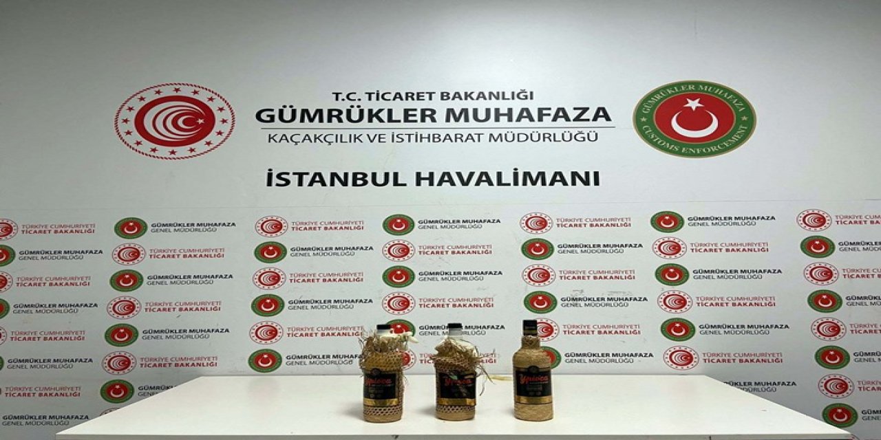 İstanbul Havalimanı’nda 2.5 milyon lira değerinde sıvı kokain