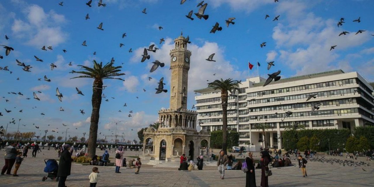 İzmir Büyükşehir Belediyesi esnafla dayanışma için kampanya başlattı