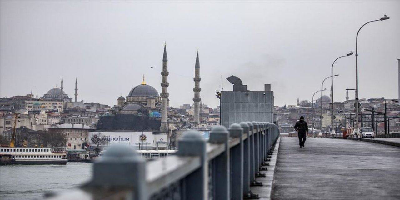 İstanbul Valiliğinden hafta sonu sokağa çıkma yasağı açıklaması