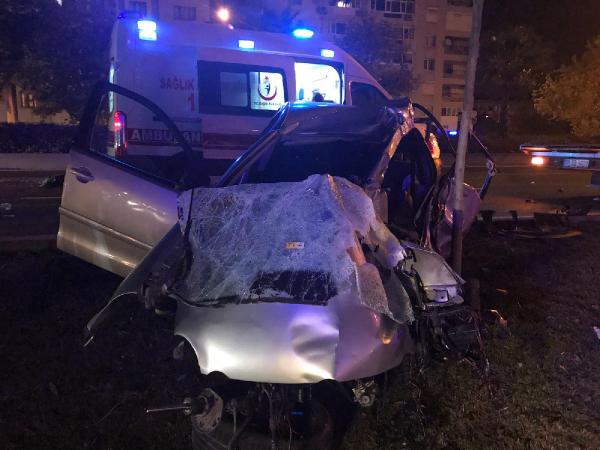 İzmir'de göreve giden polisler kaza yaptı: 2 şehit 3 yaralı