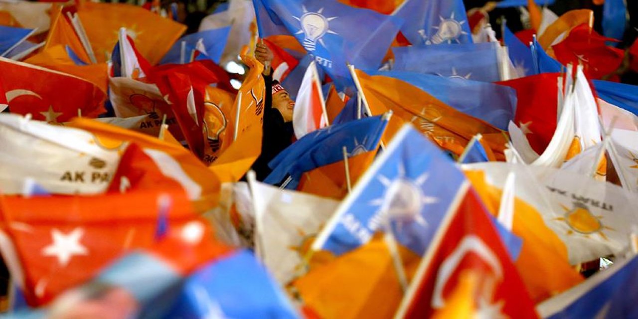 AKP'den 1 Nisan şakası: Gerçekleştirdiğimiz bazı icraatler...