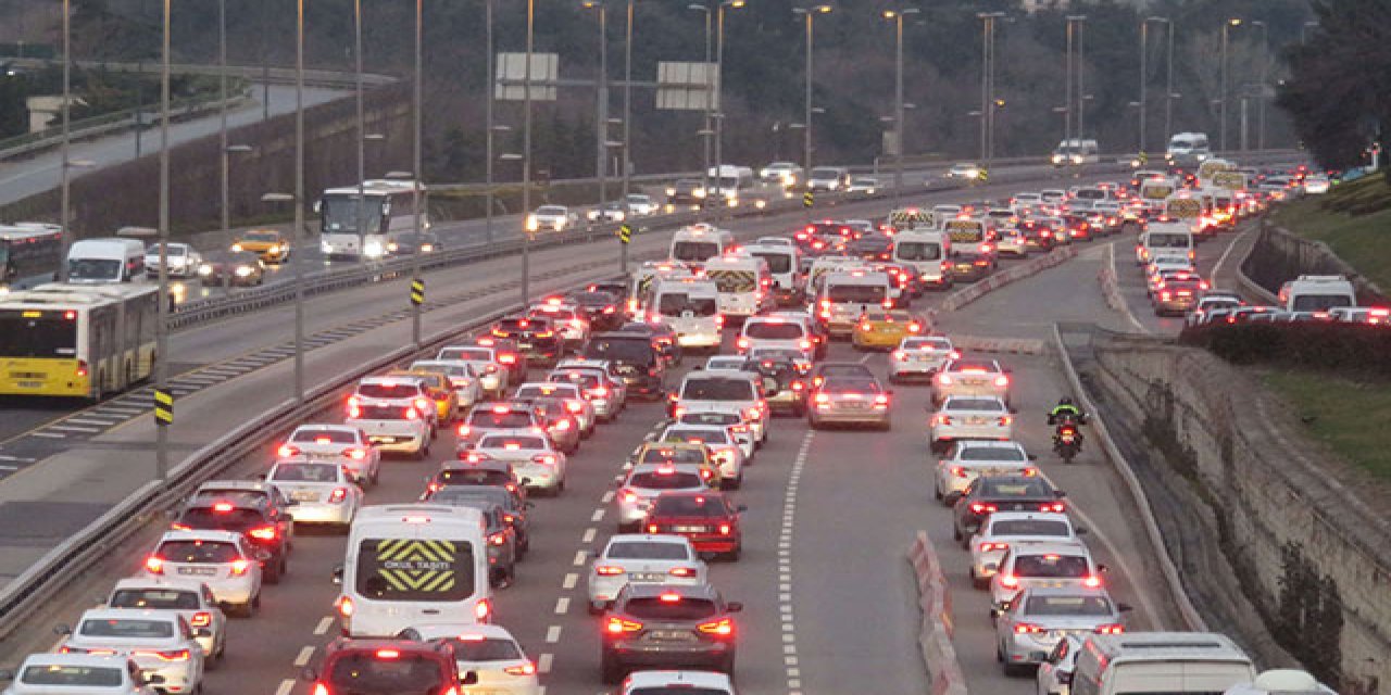 15 Temmuz Şehitler Köprüsü'nde trafik yoğunluğu