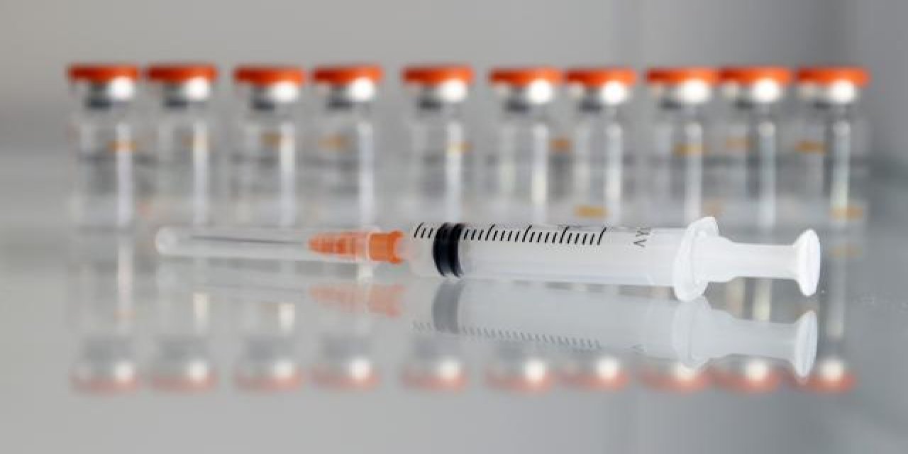 Sağlık Bakanlığı duyurdu: İki doz aşı olana karantina yok
