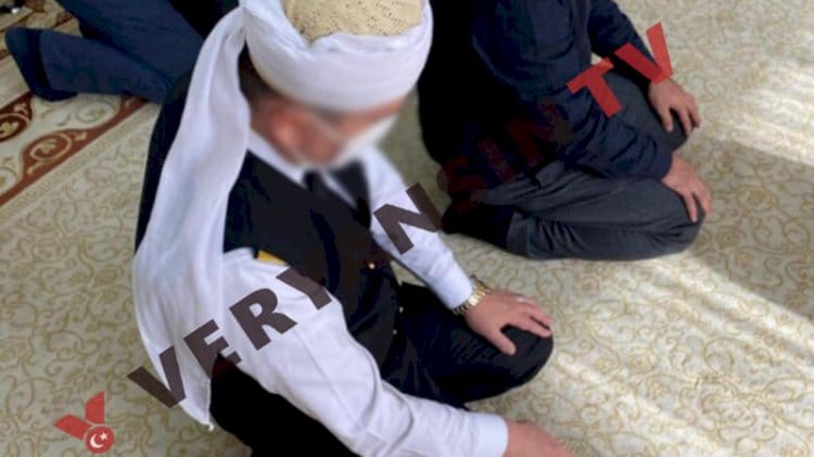 İddia: Amiral tarikat tekkesinde