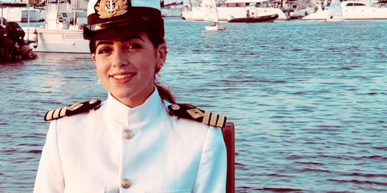 Mısır'ın ilk kadın kaptanı, "Süveyş Kanalı'nı o tıkadı" diyenlere yanıt verdi
