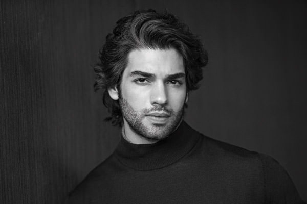 Şükrü Özyıldız'ın oyunculuk serüveni böyle başladı...