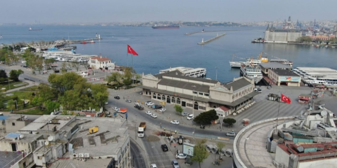 Kadıköy'de toplantı ve yürüyüşler yasaklandı