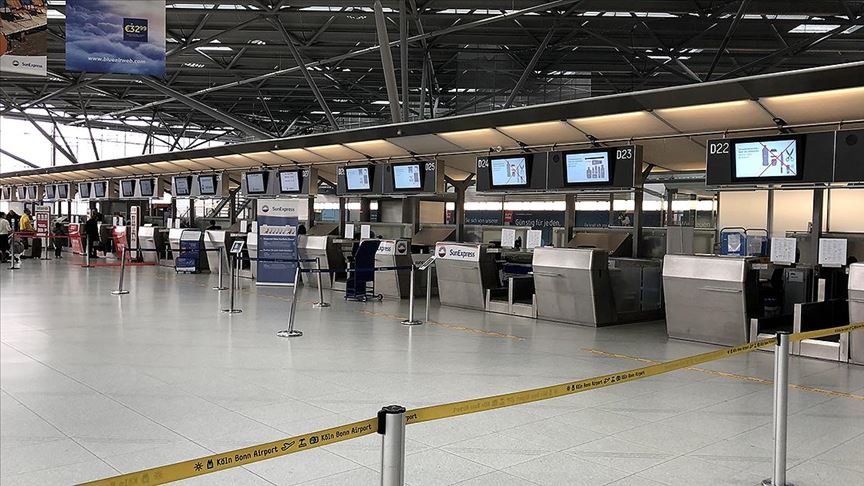 İngiltere'de Türkiye'den gelen yolculara için yeni şartlar