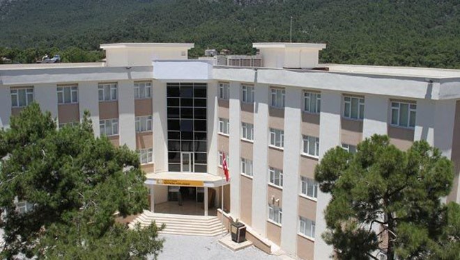 Öğretmenlerden, koronavirüslü öğrencilere bakmaları istendi