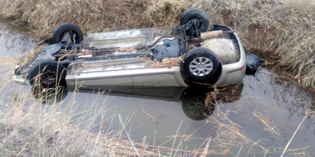 Otomobil sulama kanalına uçtu: 1'i çocuk 4 kişi hayatını kaybetti