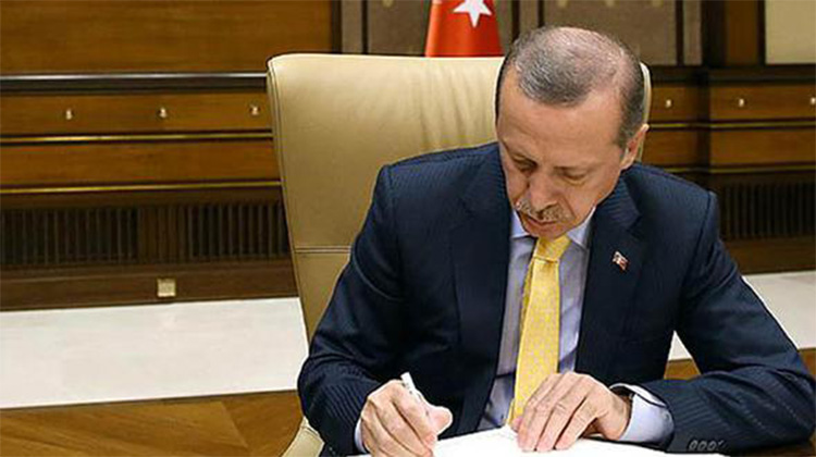 Cumhurbaşkanı Erdoğan müftülere nikah yetkisi veren yasayı onayladı!