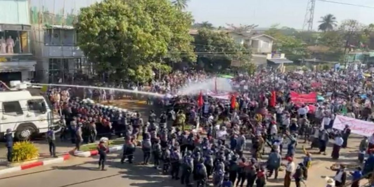 Myanmar'daki darbe karşıtı gösterilerde en az 600 kişi hayatını kaybetti: Soykırım gibi