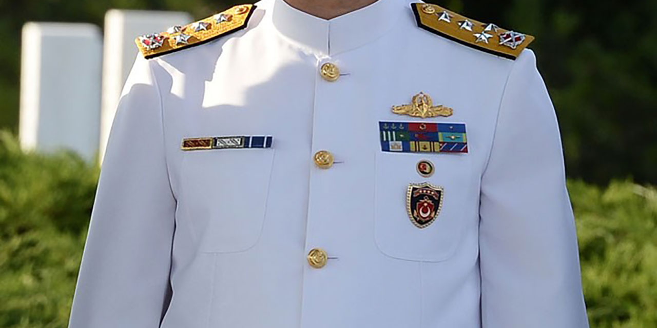 Gözaltındaki amirallerle görüşme yasağı