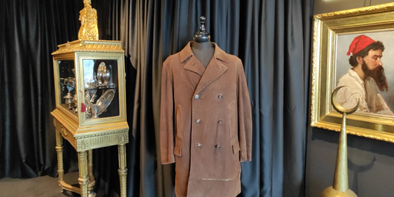Atatürk'ün güderi ceketi açık artırma ile satılacak