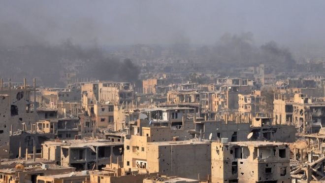 Suriye ordusu Der ez-Zor'u IŞİD'ten tamamen geri aldı