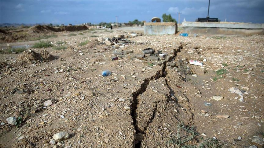 İran'da 5.9 büyüklüğünde deprem meydana geldi