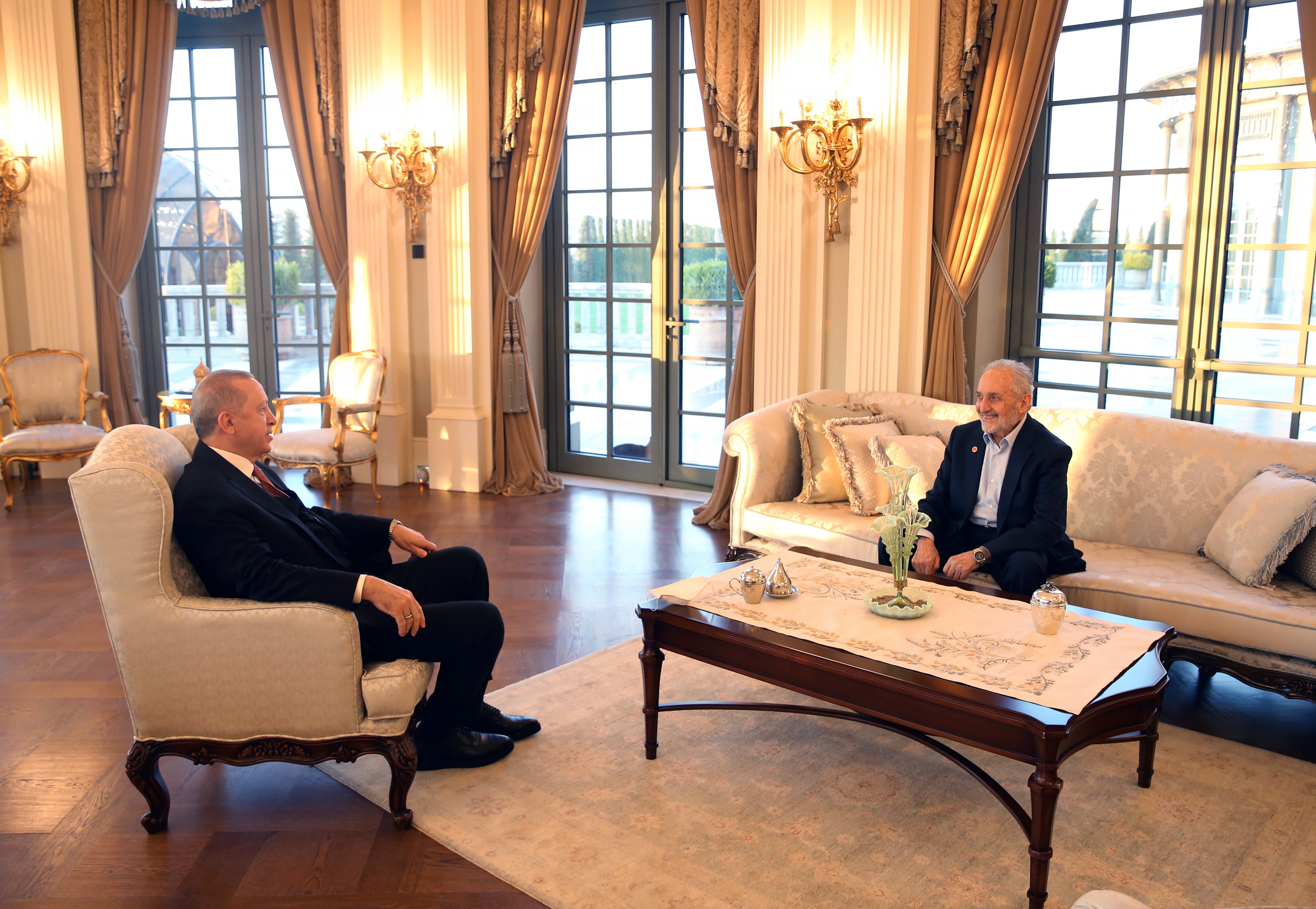 Erdoğan, Oğuzhan Asiltürk ile iftar yaptı