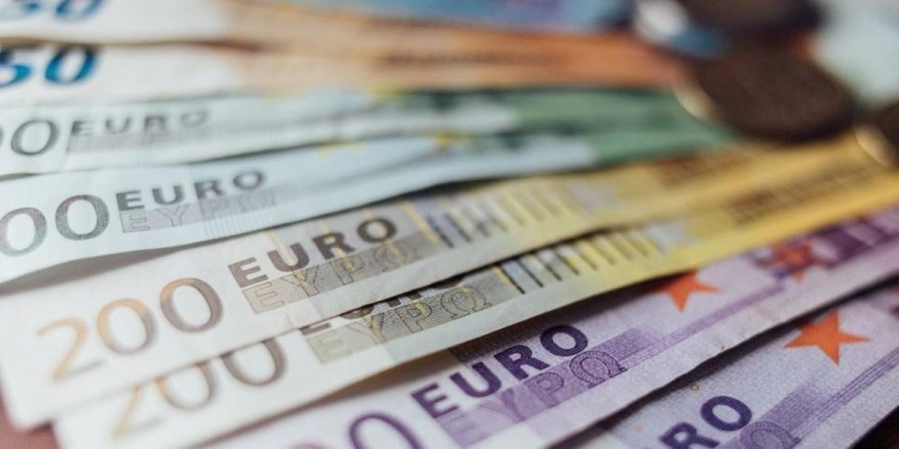 Euro, 10 TL'nin altını gördü