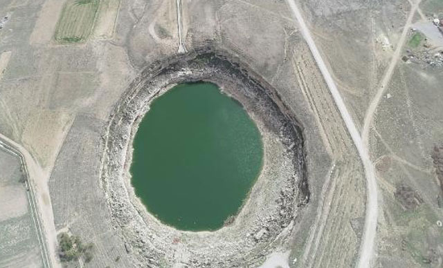 En eski obruk göllerinden Timraş'ın su seviyesi 8 metreye düştü