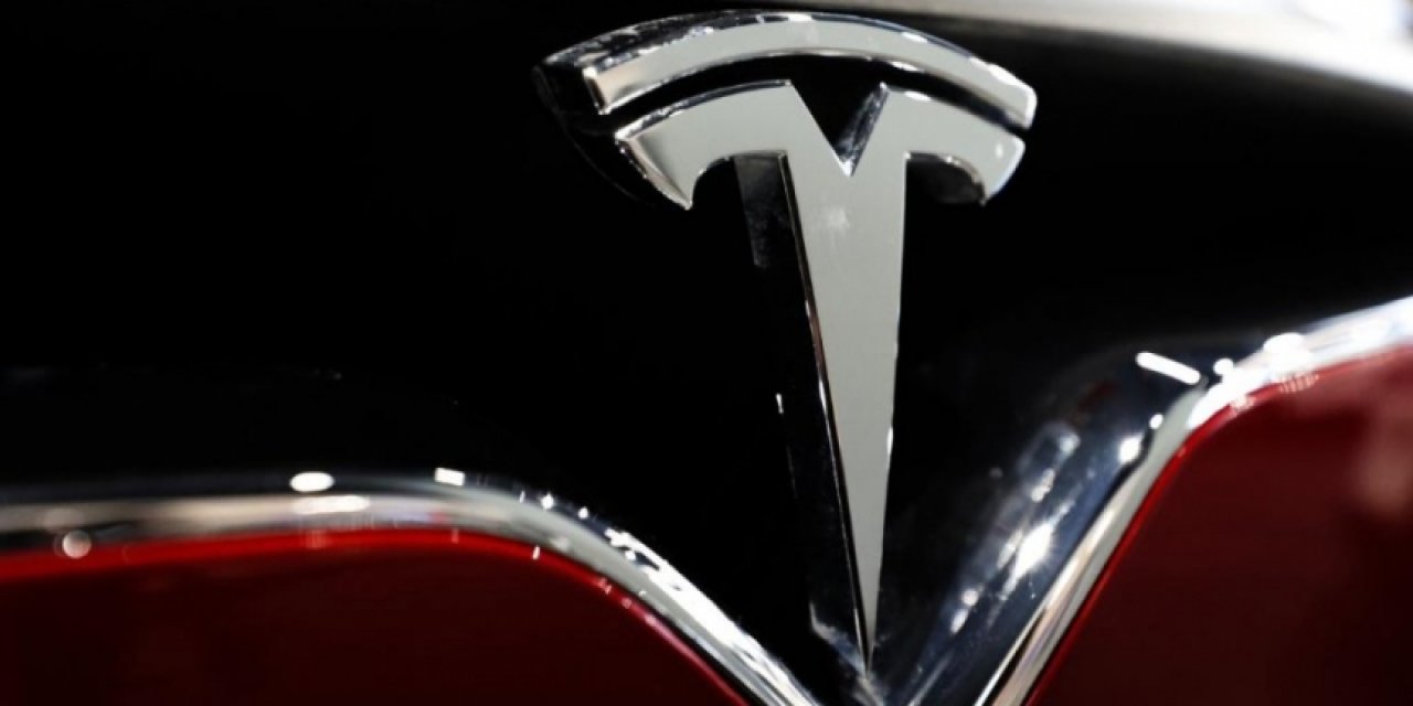 Tesla 12 bin aracı geri çağırıyor