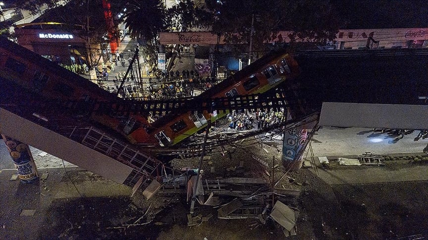 Meksika'da metro üst geçidi çöktü: Çok sayıda ölü ve yaralı var